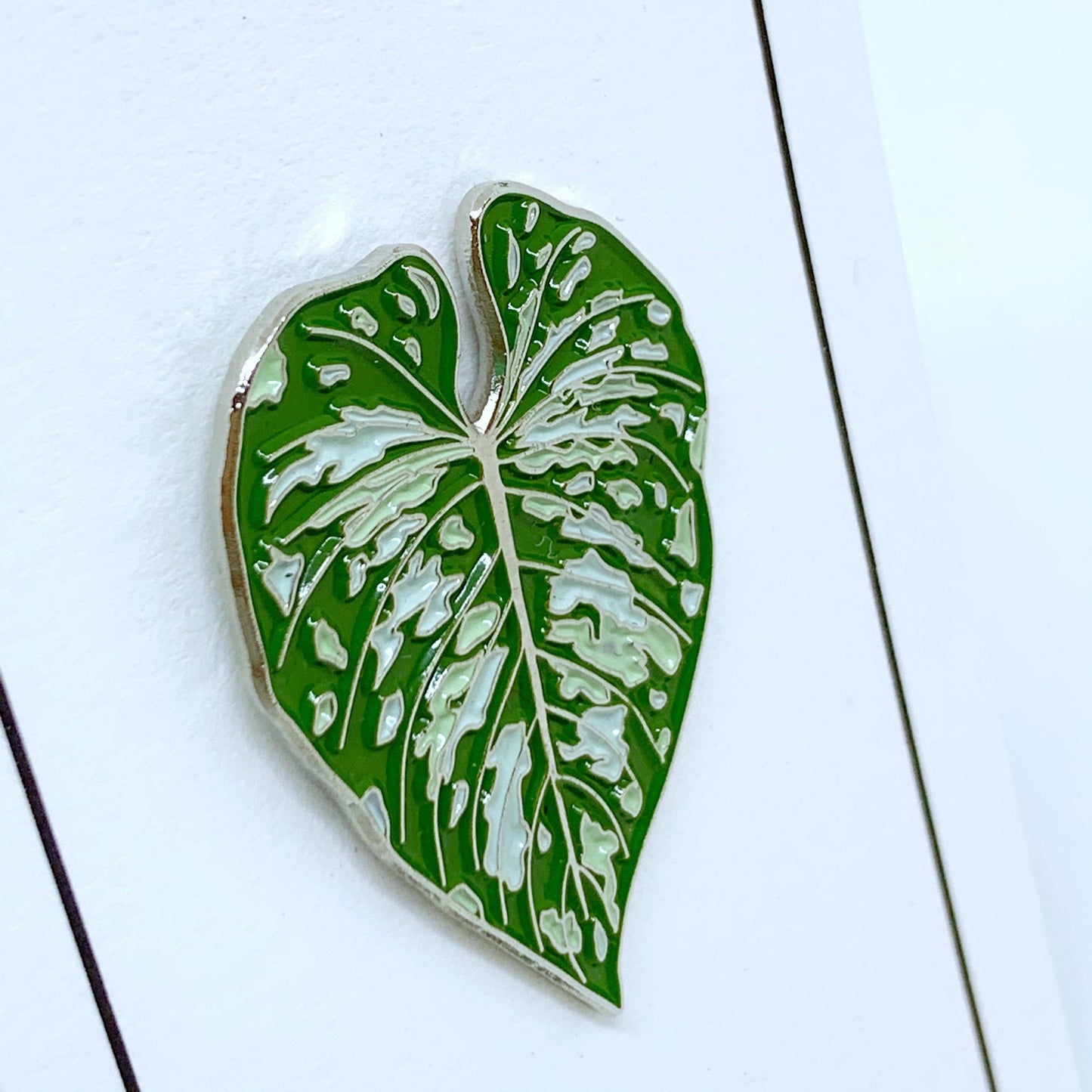 Philodendron Mamei Pin / Keyring - Luxe Foliage